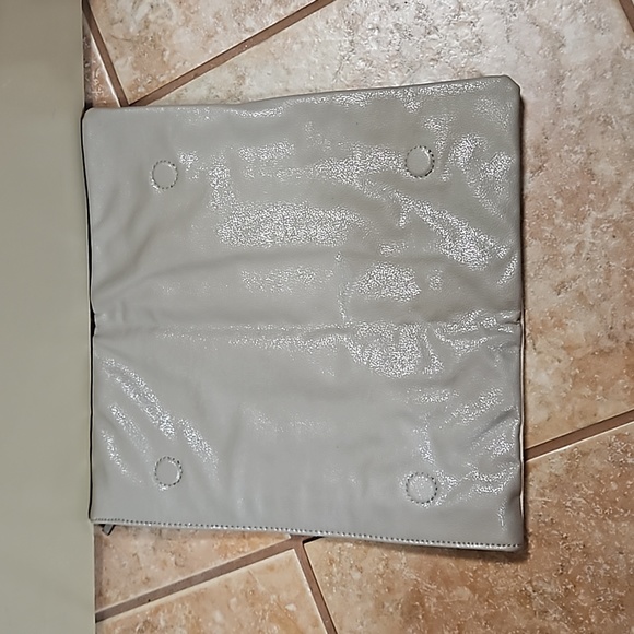 BCBGeneration Clutch Handbag NWOT - Picture 2 of 5